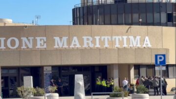 olbia-migranti-porto1